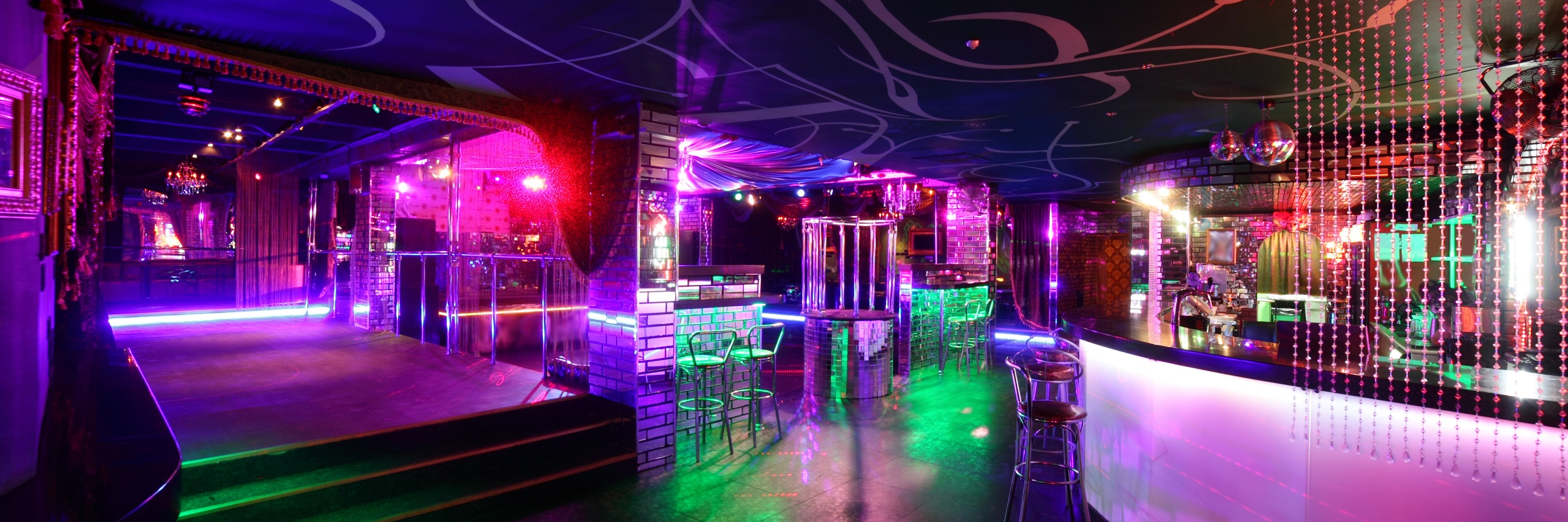 Plea to venues to ‘promote sensible drinking and protect vulnerable students’ as University Freshers’ Weeks get underway